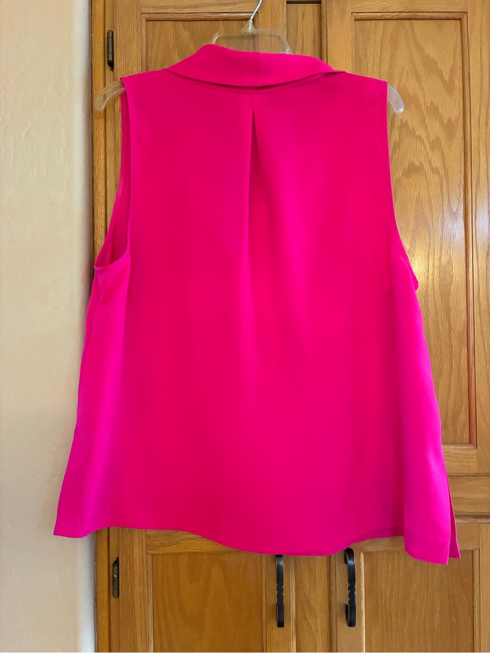 Vince Camuto Fuchsia Sleeveless Cowl Neck BlouseXL - Picture 2 of 3